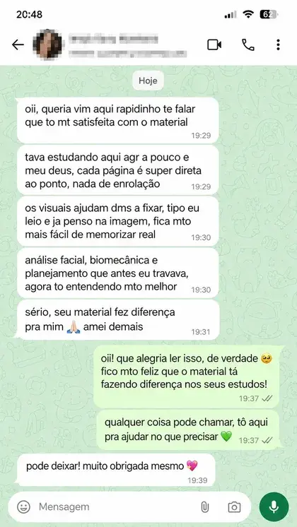 Print de conversa real de aluna elogiando o material